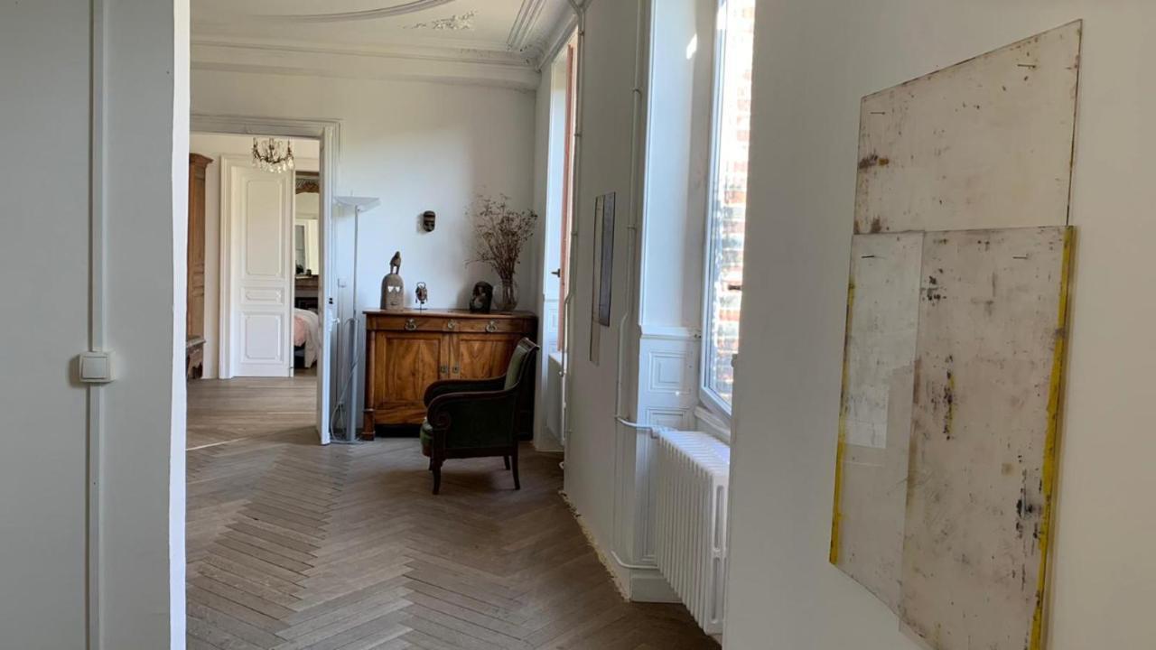 Villa Grand Corps De Ferme A La Rue Messire Etienne 89113 Neuilly Valravillon Exterior foto